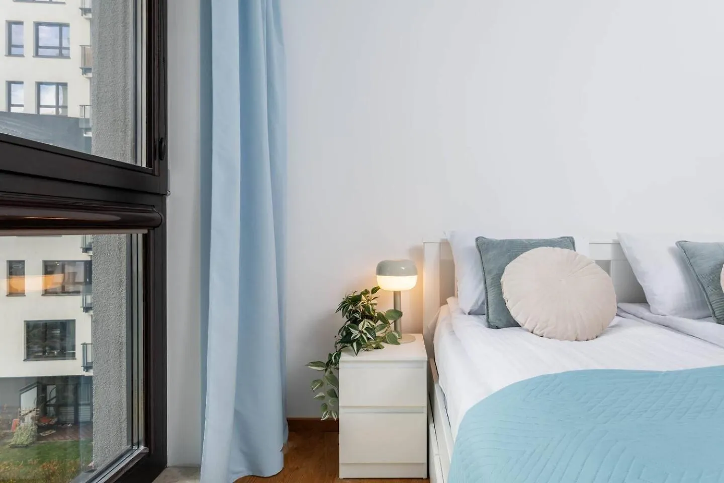 Vista Apartment Metro Plocka Varşova Polonya