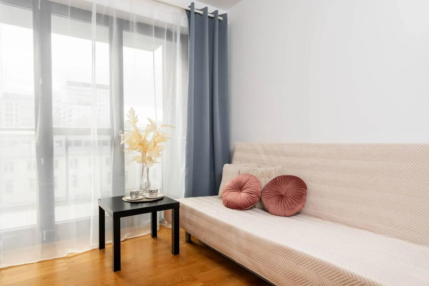 Vista Apartment Metro Plocka ワルシャワ