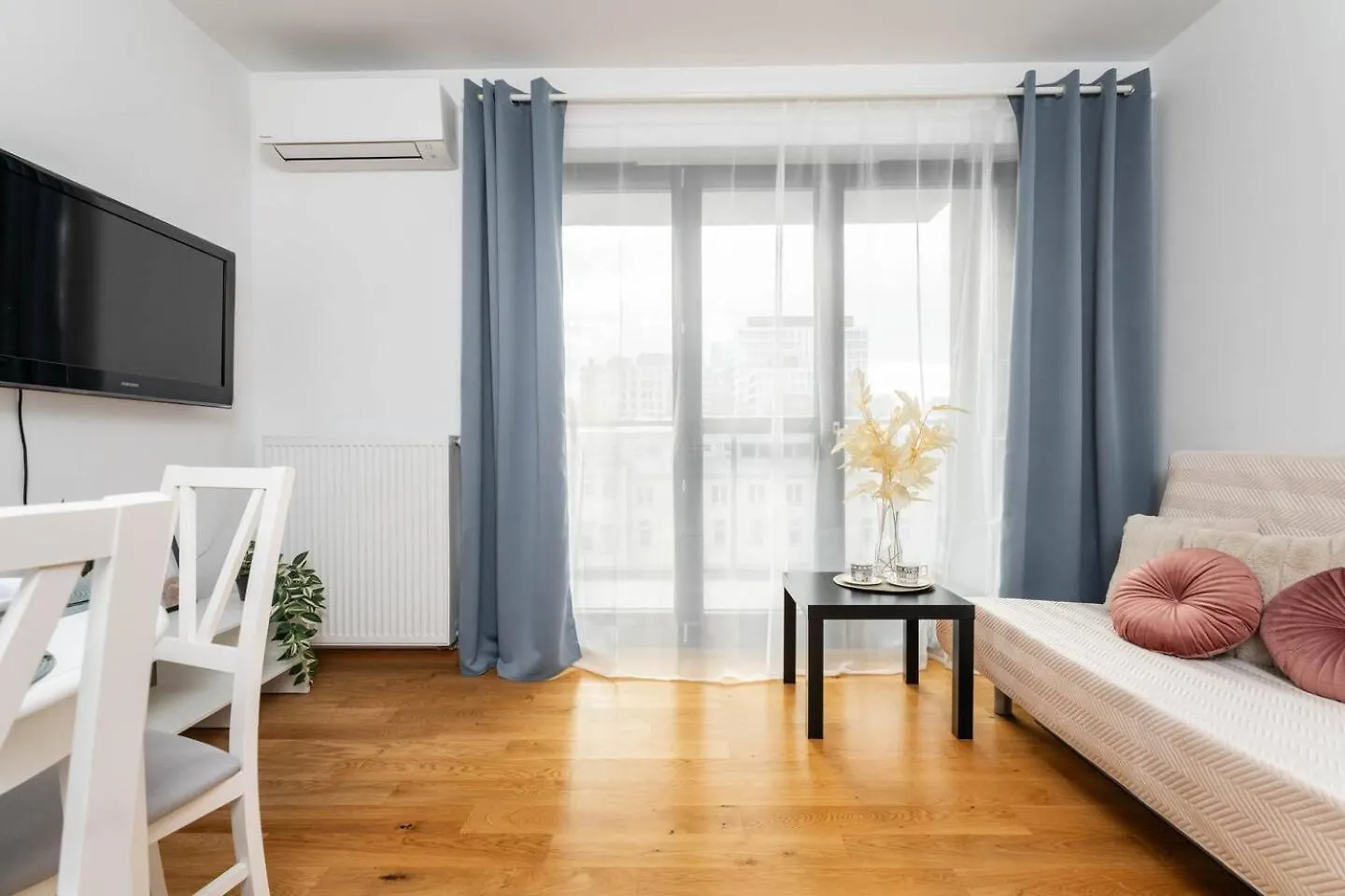 Vista Apartment Metro Plocka ワルシャワ